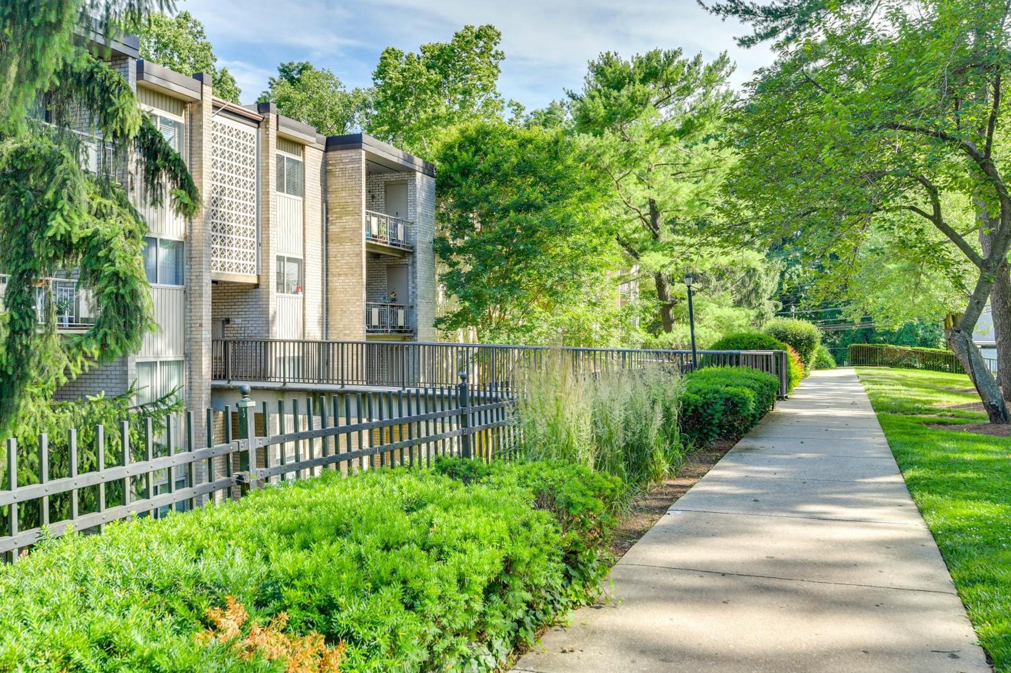 North Bethesda Apartment With Community Pool! Zewnętrze zdjęcie